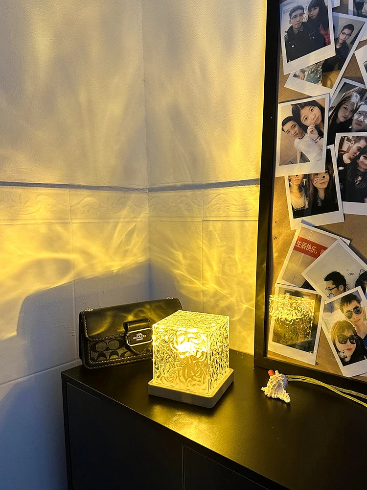 Lampa projektor wody, 16 kolorów, nocna lampa płomieni